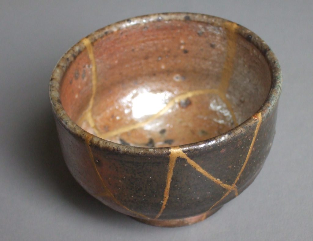 kintsugi pottery bowl